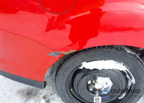 2013 Ford Focus Se z USA, uszkodzony, nr VIN 1FADP3F21DL333048